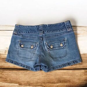 Old Navy Shorts Womens size 2 Blue Denim Ultra Low Waist Stretch Button Pockets